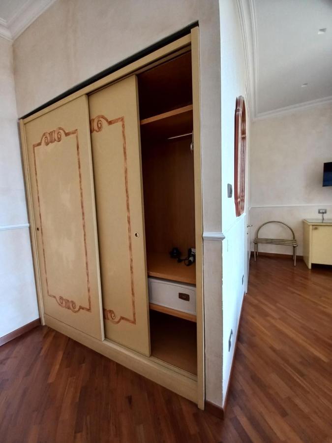 S.Maria Novella Dream Suites Florens Exteriör bild