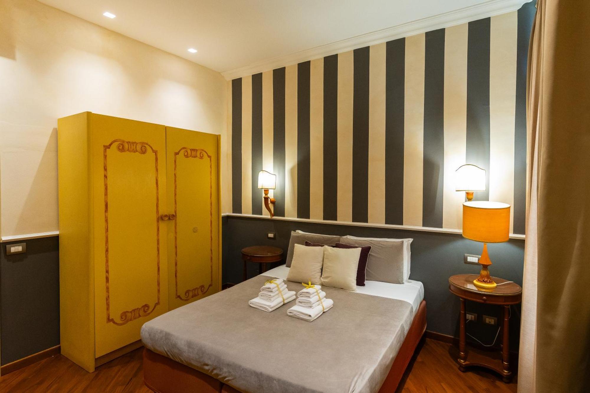 S.Maria Novella Dream Suites Florens Exteriör bild